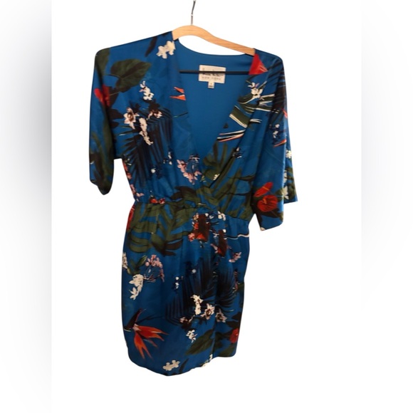 Nicole Miller Dresses & Skirts - Nicole Miller Teal-Blue Tropical Print Mini Dress